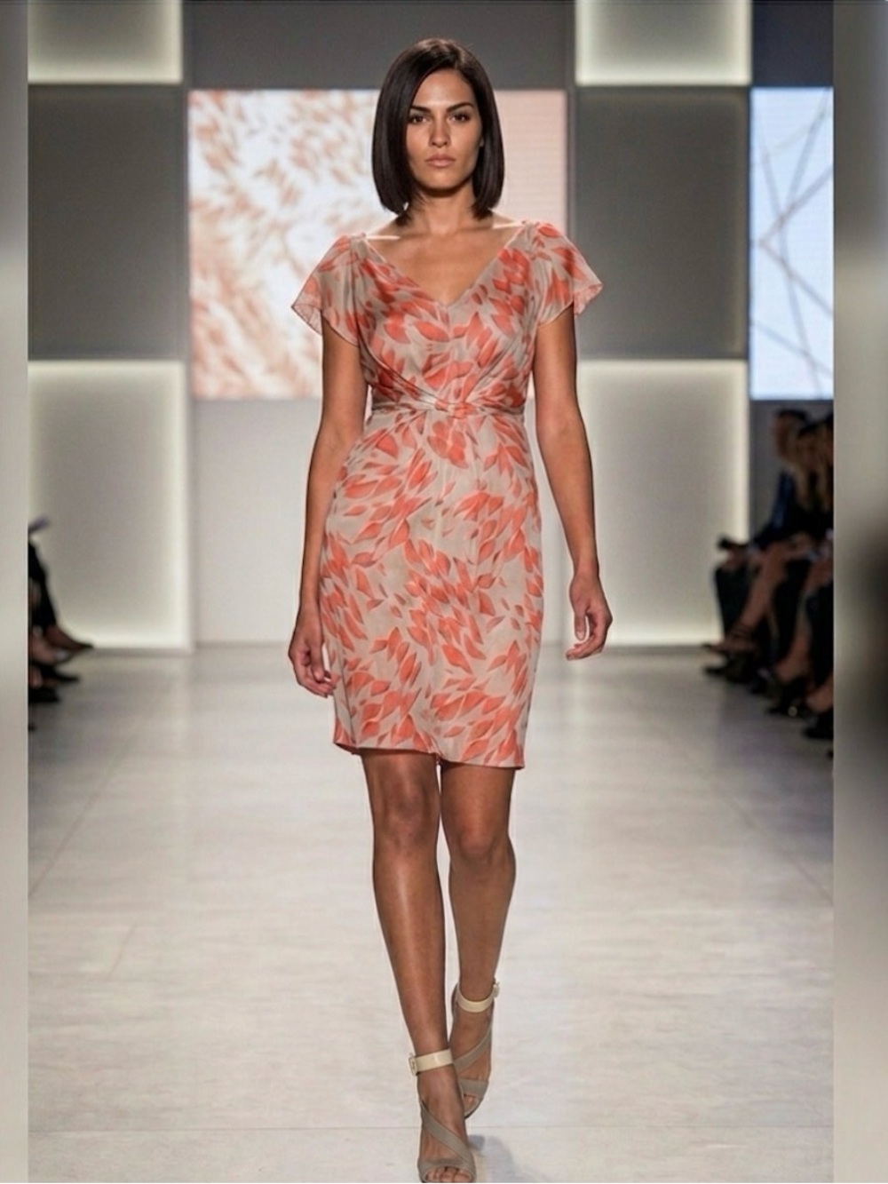 Luca Luca 100% silk Dress,  Spring 2011 Ready-to-Wear collection